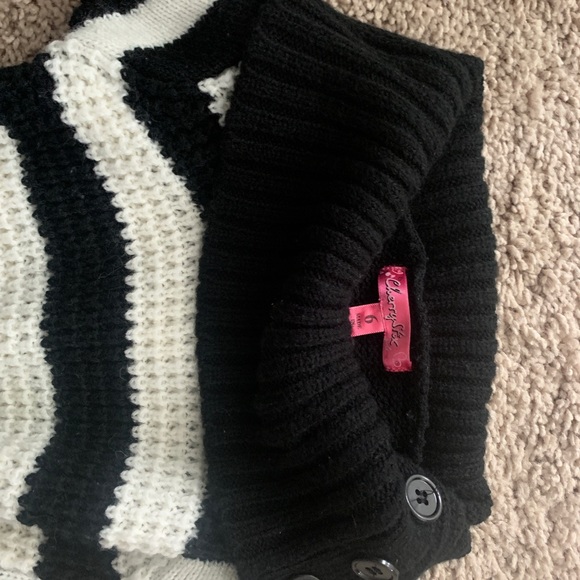 Girls - Sweater Dress - Picture 2 of 2